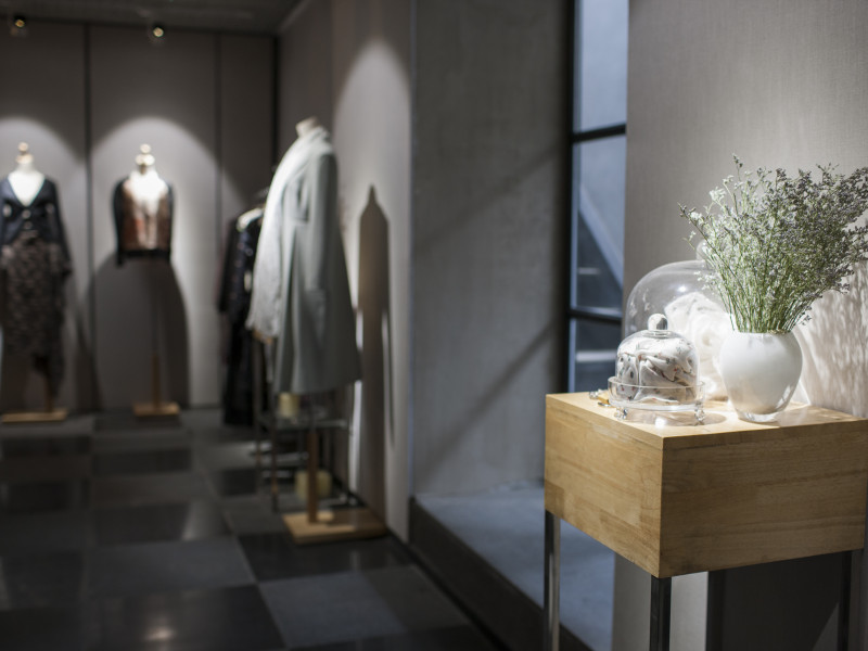 VKM Arquitectos Técnicos · Arquitectos Técnicos especialistas en Reformas de Locales Comerciales